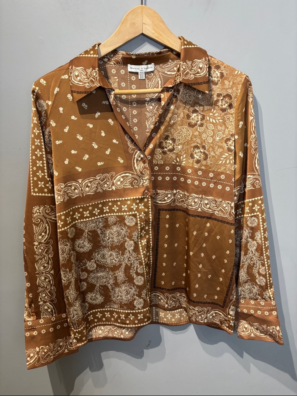 Maison d’Amelie Floral and Paisley Patterned Oversized Blouse - Picture 2 of 7